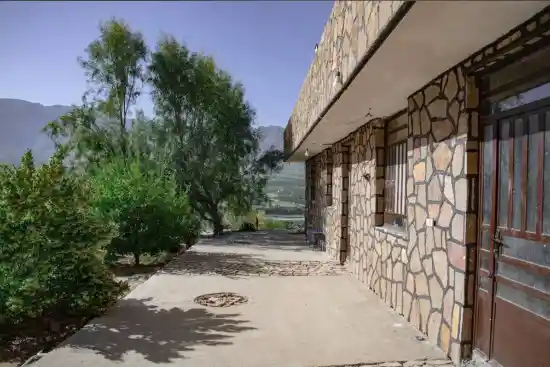 اقامتگاه بومگردی غار