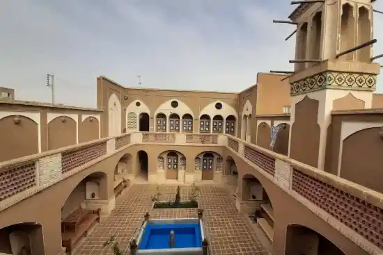 اقامتگاه بومگردی عمارت مهربانو