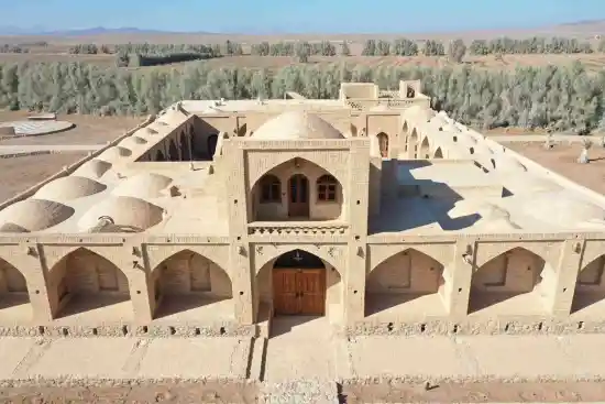 اقامتگاه بومگردی مشجری