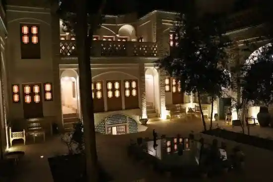 بوتیک هتل سرای قجر-1