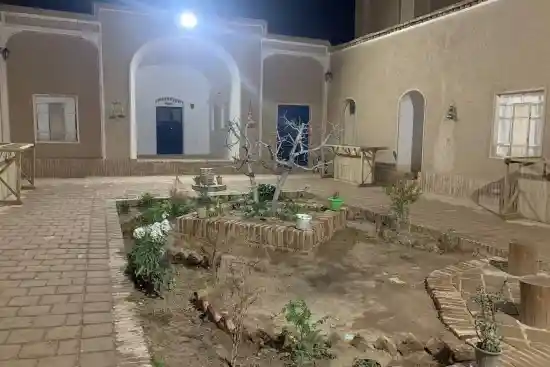 اقامتگاه بومگردی خانه هروی