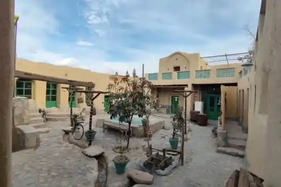 اقامتگاه بومگردی خانه آمیرزا