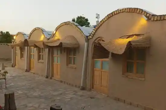 اقامتگاه بوم‌گردی عموقدرت