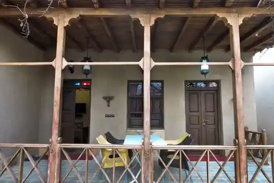 اقامتگاه بومگردی لرگا