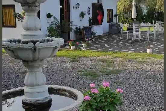 مجتمع گردشگری آویشار