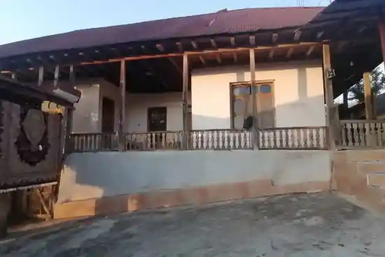 اقامتگاه بوم‌گردی چلچلا