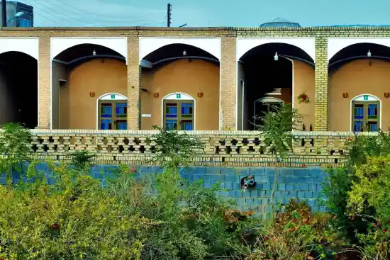 اقامتگاه بومگردی غزل