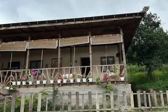 اقامتگاه بوم‌گردی تی ته