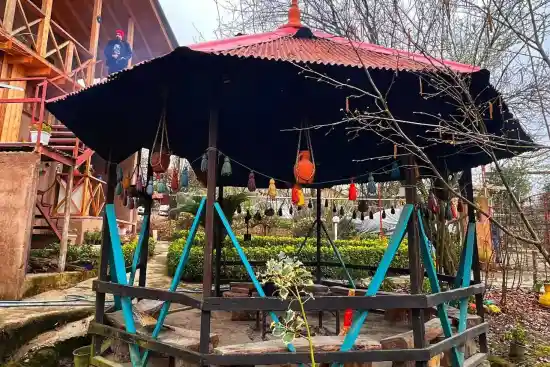 اقامتگاه بومگردی کلچال