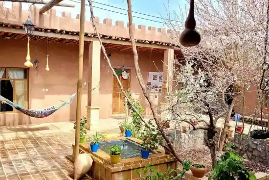 اقامتگاه بومگردی عمه خورشید