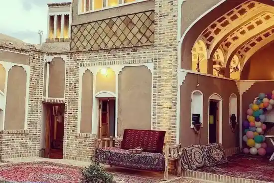 اقامتگاه بوم‌گردی عموحسن