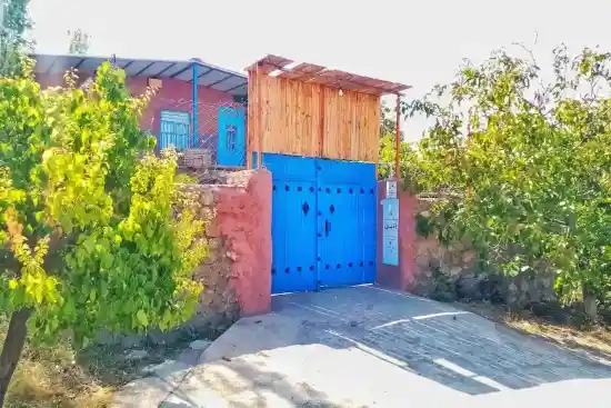 اقامتگاه بومگردی آنیل