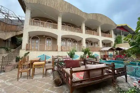 اقامتگاه بومگردی کلبه وتوس