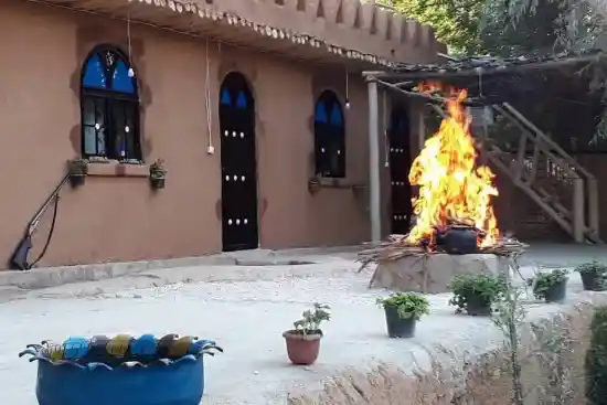 اقامتگاه بوم‌گردی گمبیل