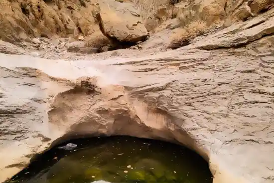 چشمه غربالبیز