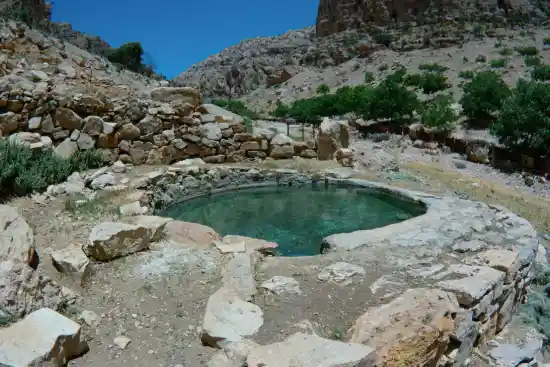 چشمه تنگه او