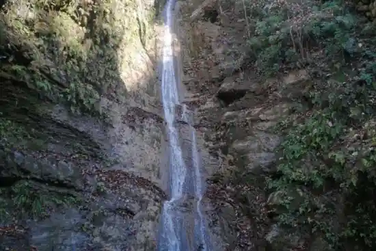 آبشار حسینا