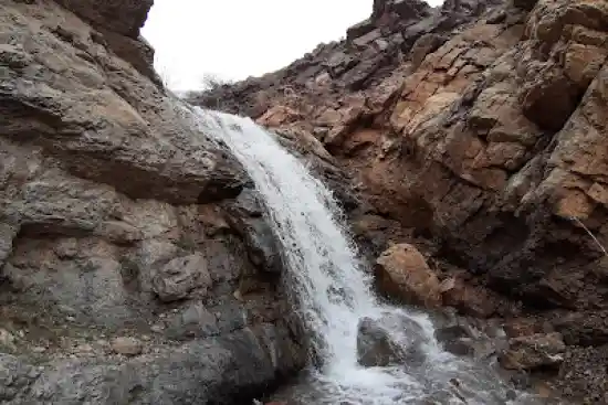 آبشار آفتاب رو