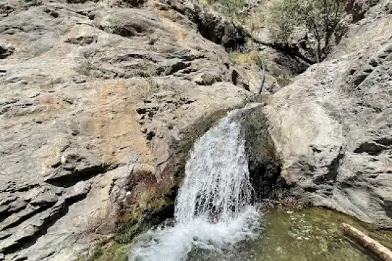 آبشار دل کوهی