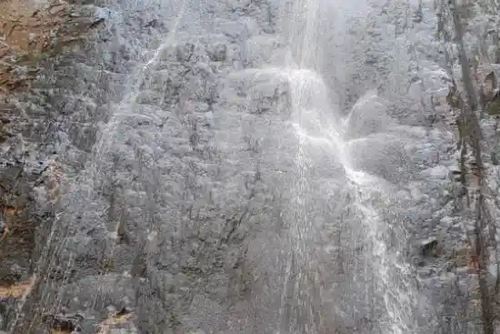 آبشار البین