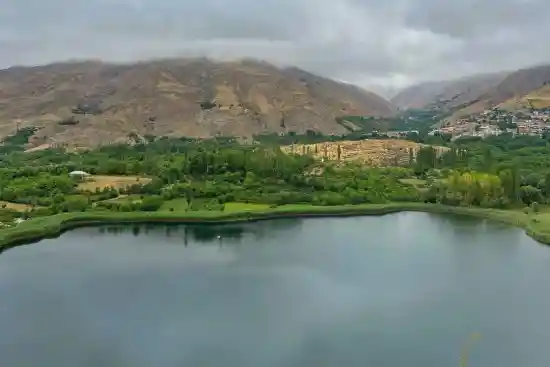 دریاچه اوان