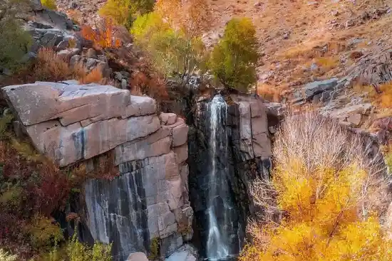 آبشار گنجنامه