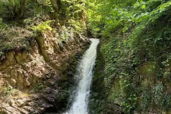 آبشار اوپاش پاش