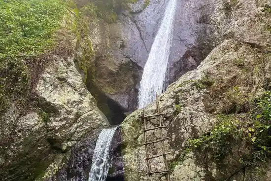 آبشار باباعلی