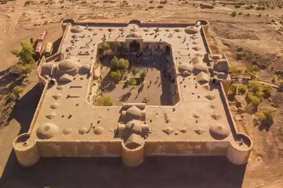 كاروانسرای قصر بهرام