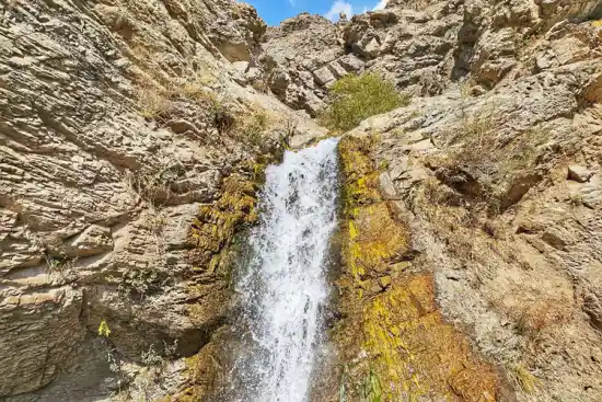 آبشار اسپی داران