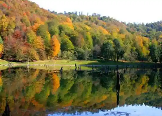 دریاچه شورمست