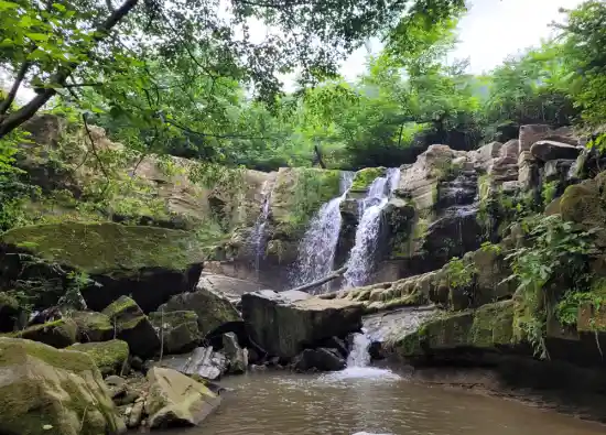 آبشار درازکش