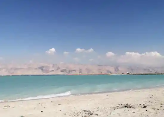 ساحل شاخاب نایبند