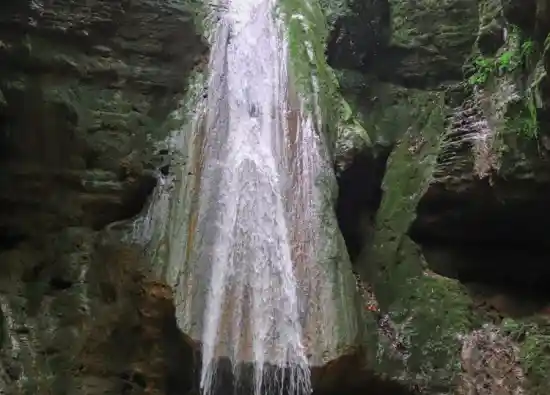 آبشار سنگ نو