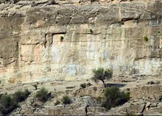 کتیبه پیروزی اردشیر بر اردوان