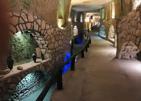 شهر زیرزمینی کاریز