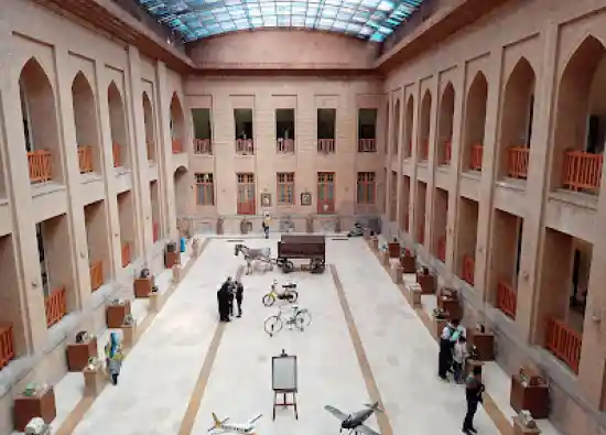 موزه پست و ارتباطات