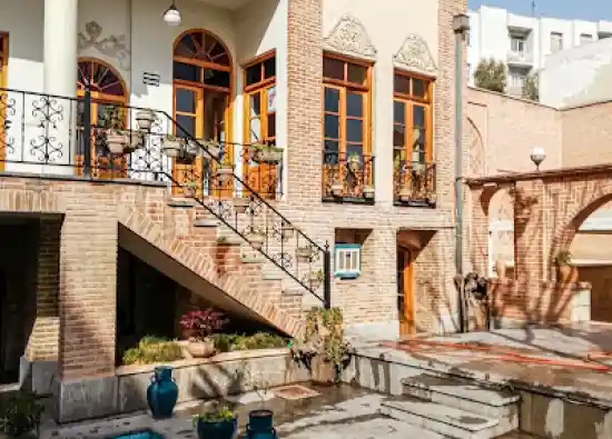 خانه فراغت دبیرالملک