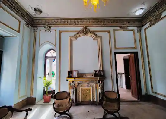 موزه خیابان ولیعصر