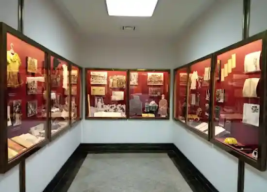 موزه کودکی ایرانک