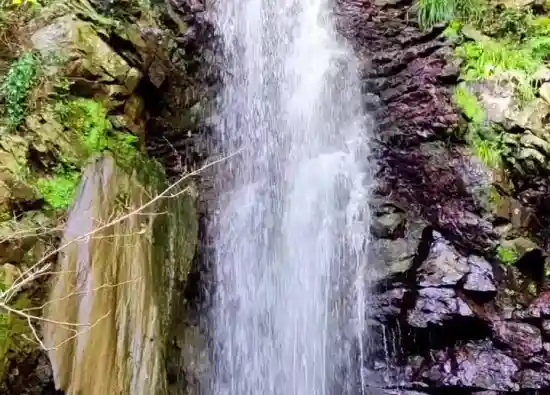 آبشار پلنگ سو