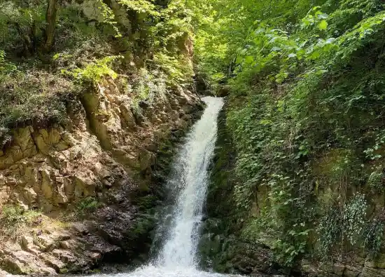 آبشار اوپاش پاش