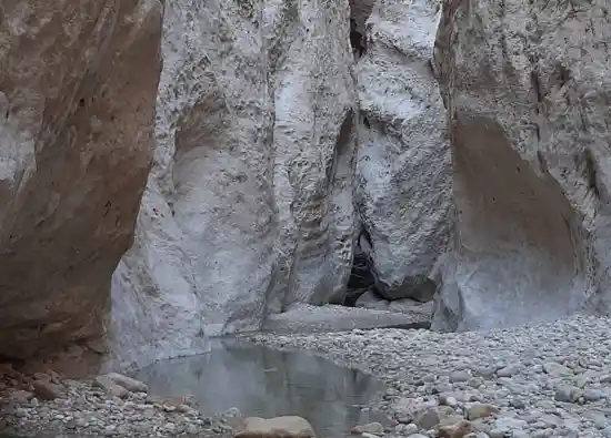 تنگه بنو سیراف