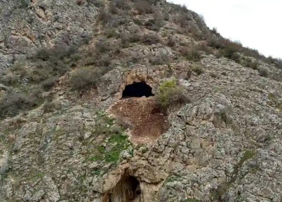 غار دیارجان