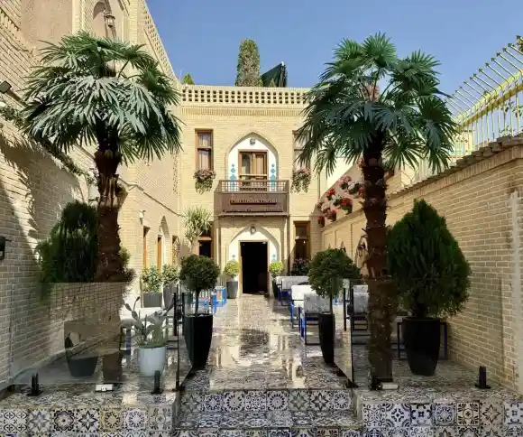 هتل پارتیکان-1