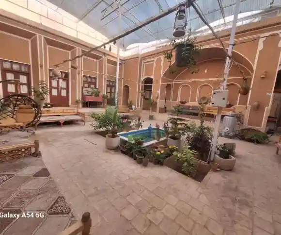 اقامتگاه بومگردی مهران-1