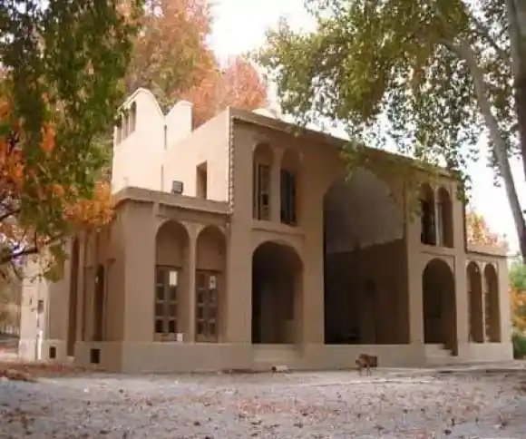 هتل باغ پهلوان پور مهریز-1