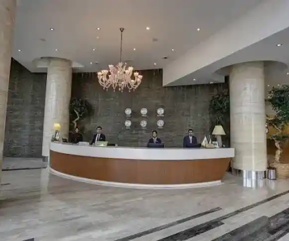 هتل بزرگ شیراز-1