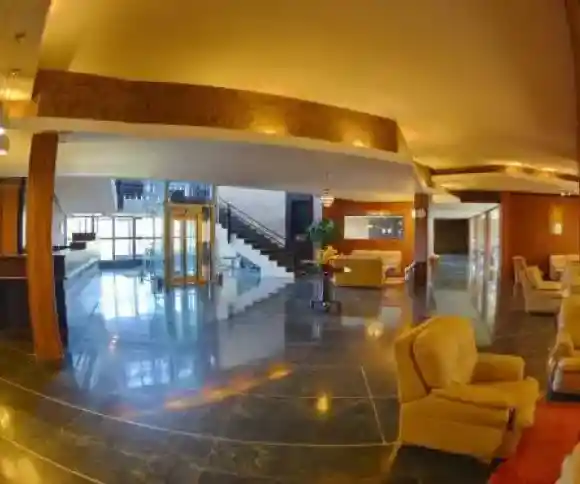 هتل پولادکف-1