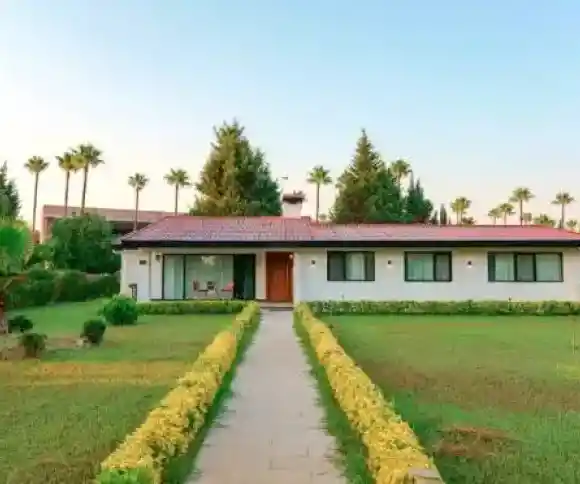 هتل جهانگردی خزرشهر-1